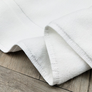 Tappetino Spesso in Cotone Jacquard Bianco per Bambini, Spa, Bagno e Piedi Vendita all'ingrosso. Possibilità di Ricamo con Logo. - Product Image 2