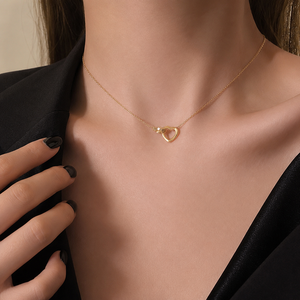 Wholesale Fashion Women Jewelry 18K Gold Stainless Steel Design Hollow Out Love Heart Pendant Necklace - Product Image 3