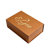 Boîte pliante magnétique de luxe personnalisée en kaki avec logo estampé or, emballage cadeau avec doublure en satin, pliable pour parfum et bijoux