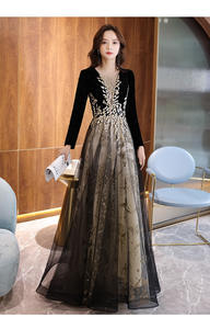 Abiti da Sera Eleganti in Velluto con Applicazioni in Pizzo e Perline, Maniche Lunghe in Tulle, per Feste e Balli di Gala - Product Image 3