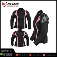 Veste textile Cordura de course de moto de couleur rose imperméable noire pour femmes sur mesure Vestes cargo de moto protégées CE