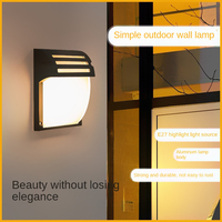 Applique murale LED moderne en aluminium avec douille E27, étanche et diffuseur en verre trempé pour usage extérieur, jardin et balcon
