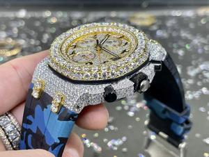 Montre mécanique automatique haut de gamme en acier inoxydable, analogique, avec pierres de moissanite étincelantes pour un luxe intemporel et impeccable - Product Image 5