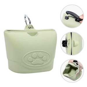 Silicone Pet Food Bag Portable <b>Dog</b> Snack Pouch For Outdoor Walking Training With Carabiner <b>Hook</b> - Product Image 4