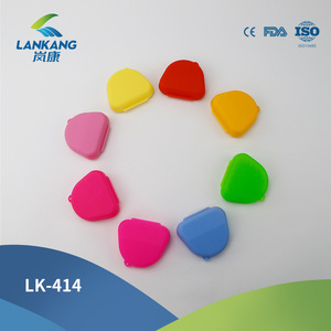 Portable <b>Denture</b> Case LK-414 For Children Triangular Oral Storage <b>Box</b> Small Plastic <b>Denture</b> Container - Product Image 5