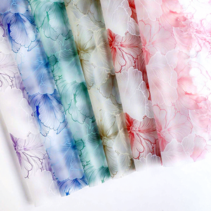 Papel de regalo para flores Nosha Matte semitransparente, impermeable, con textura de vena, para floristería. - Product Image 2