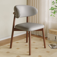 Chaise de salle à manger moderne en cuir pour la maison, le bureau, la salle de bain, les salons, l'hôtel, avec un style farmhouse
