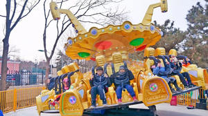 LINO Centre commercial Nouveau design Soucoupe populaire 20 sièges Interstellar Adventure Ride Fibre de verre et acier Intérieur Extérieur à vendre - Product Image 6