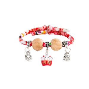 Collier Lucky Cat en bois de camphre, perles réglables pour chats et chiens, motif dessin animé, petite race, toutes saisons - Product Image 5