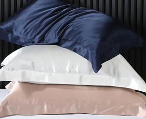 <span class=keywords><strong>Taie</strong></span> d'oreiller rectangulaire unie en soie de mûrier 100% pure 19/22 Momme 50x75 |   Stoppe les rides, les frisottis et les pointes fourchues - Product Image 6