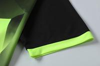Tenue de football vert lime et noir à motif géométrique, maillot personnalisé avec nom et numéro imprimés pour les matchs de club et l'entraînement d'équipe