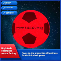 Ballon de football lumineux LED personnalisé avec logo, taille 5, en caoutchouc, luminescent dans le noir, pour entraînement nocturne, ballon de sport, OEM disponible