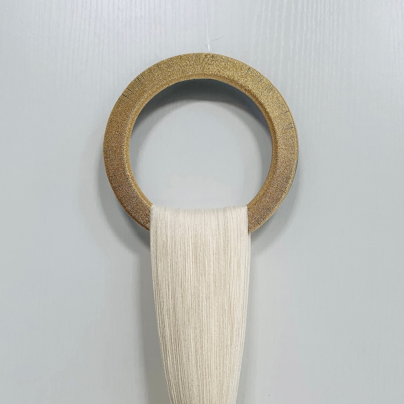 Factory Direct Ivory Macramé Tassel Wall Hanging Gold Accents Bulk Supply for Hotel Guesthouse Interior Decor · image 5