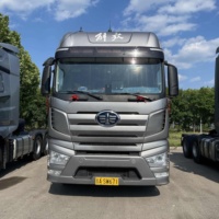Camión Tractor FAW Jiefang J7 Edición Pioneer, 640HP, 6X4, Transmisión Automática AMT, Diésel Euro 3, Weichai, Suspensión Neumática Izquierda, FAST
