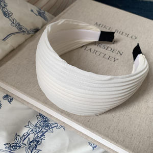 Serre-tête plissé large à rayures en tissu pour femme, accessoire de coiffure - Product Image 6