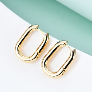 Boucles d'oreilles en forme de U, or 18 mm, design géométrique, pour femmes, bijoux tendance - Product Image 2