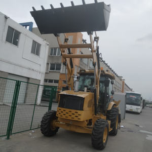 Chargeuse-pelleteuse Caterpillar Cat420F Cat 420F2 430F 420E d'occasion en bon état à vendre - Product Image 5