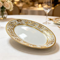 Service de table en porcelaine à motif floral baroque, lotus, bord doré, assiettes et bols en relief, luxe pour mariage, plateau de fruits de mer