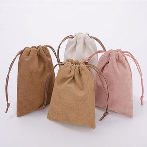 Sac de rangement pour bijoux en velours exquis, logo personnalisé, réutilisable, recyclable, petite pochette à cordon pour l'emballage de bijoux et de montres - Product Image 3