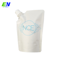 Pochette souple verticale de 250 ml avec bec verseur, finition mate, écologique, en LDPE, impression numérique, pour emballage de crème cosmétique