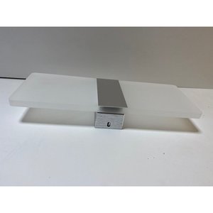 Applique da Parete LED Moderna Design Italiano Amelia 6W Bianco Caldo con Corpo Dorato Stile Minimalista di Lusso - Product Image 1