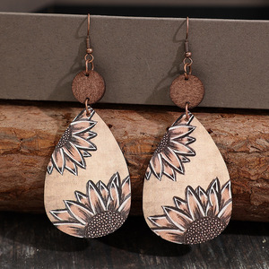 Orecchini pendenti a goccia intagliati a girasole stile western, vintage boho a strati da donna - Product Image 4