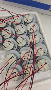 มอเตอร์เกียร์ FT-49OGM500-150K 24V 60rpm พร้อมสายเคเบิลและขั้วต่อสำหรับเครื่องคั่วกาแฟในบ้าน FT-49OGM500-150K เส้นผ่านศูนย์กลางเกียร์บ็อกซ์ 49 มม. - Product Image 3