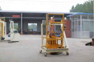 Machine à fabriquer des blocs creux en béton de petite taille, 8 pouces, 6 pouces, pour la vente - Product Image 5