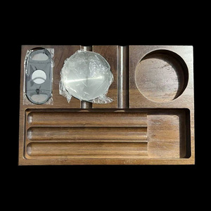 Vente en gros cendrier de luxe en bois et métal accessoires de bureau pour cigares plateau multifonctionnel porte-verre à whisky cendrier pour cigares - Product Image 3