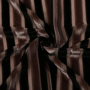 Premium 220G Gestreepte Koreaanse Fluwelen Stof 95% Polyester 5% Spandex Gebreide Stretch Fluwelen Stof Voor Kleding En Homewear - Product Image 3