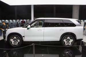 Voiture électrique populaire Zeekr 9X 2025, version <span class=keywords><strong>noir</strong></span> obsidienne, 70 kWh, véhicule électrique, nouvelle énergie, pour les voyages en famille et d'affaires - Product Image 3
