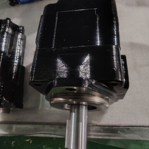 Pompe à palettes hydraulique série T6ED T6EC T6CC T6DC T6CY-B12-2L00-B1 T6DDC-045-028-020 T6EES 062 062 5R03 A10 T6CCM-B22-B05-SR15D111 - Product Image 1