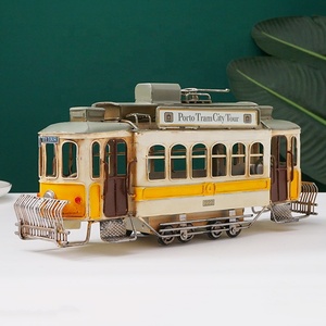 Modèle de voiture Vintage en étain fait à la main 2022 nouveau modèle de chariot jouet de ville portugaise en métal <span class=keywords><strong>artisanat</strong></span> cadeau Souvenirs touristiques - Product Image 4