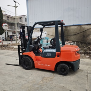 Hot Selling Low Price Toyota 25 Used Toyota <b>Forklift</b> 2.5 Ton Original Japan Secondhand Toyota 2.5T <b>Forklift</b> - Product Image 5