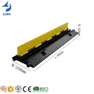 <span class=keywords><strong>Protector</strong></span> de Cable de goma de PVC, <span class=keywords><strong>Protector</strong></span> de 2 canales <span class=keywords><strong>en</strong></span> <span class=keywords><strong>el</strong></span> suelo - Product Image 2