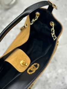 2025 <span class=keywords><strong>borse</strong></span> da donna di lusso di tendenza <span class=keywords><strong>borse</strong></span> Tote di alta qualità per le donne borsa a tracolla da donna <span class=keywords><strong>in</strong></span> pelle di pecora Made <span class=keywords><strong>in</strong></span> China produttore - Product Image 4