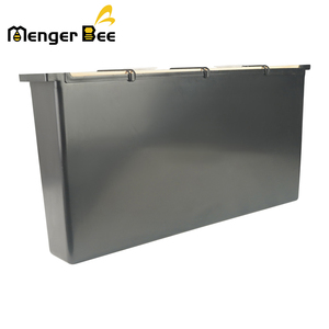 Hot Sale Plastic and Wood Lid <b>Black</b> Bee Hive Frame Water Feeder for Bees - Product Image 6