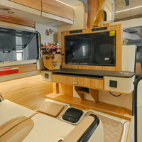 Kit de vie pour camping-car Mercedes Sprinter Classe C : Lits doubles, cuisine, hotte aspirante, salle de bain, sièges de dinette VIP, équipement d'origine usine