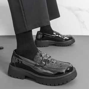 Mocasines con Suela Gruesa y Estampado de Cocodrilo Brillante para Hombre, Zapatos de Plataforma de Cuero para Fiestas y Uso Diario - Product Image 4