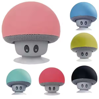 Barato lindo Mini hongo altavoz inalámbrico de silicona ventosa Mini inalámbrico portátil forma de hongo altavoz con ventosa