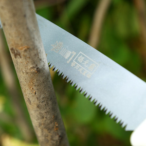 Sierra para podar viñas de montaña, herramienta de carpintería de jardín con hoja recta de acero con alto contenido de carbono de 285mm para cortar árboles frutales - Product Image 1