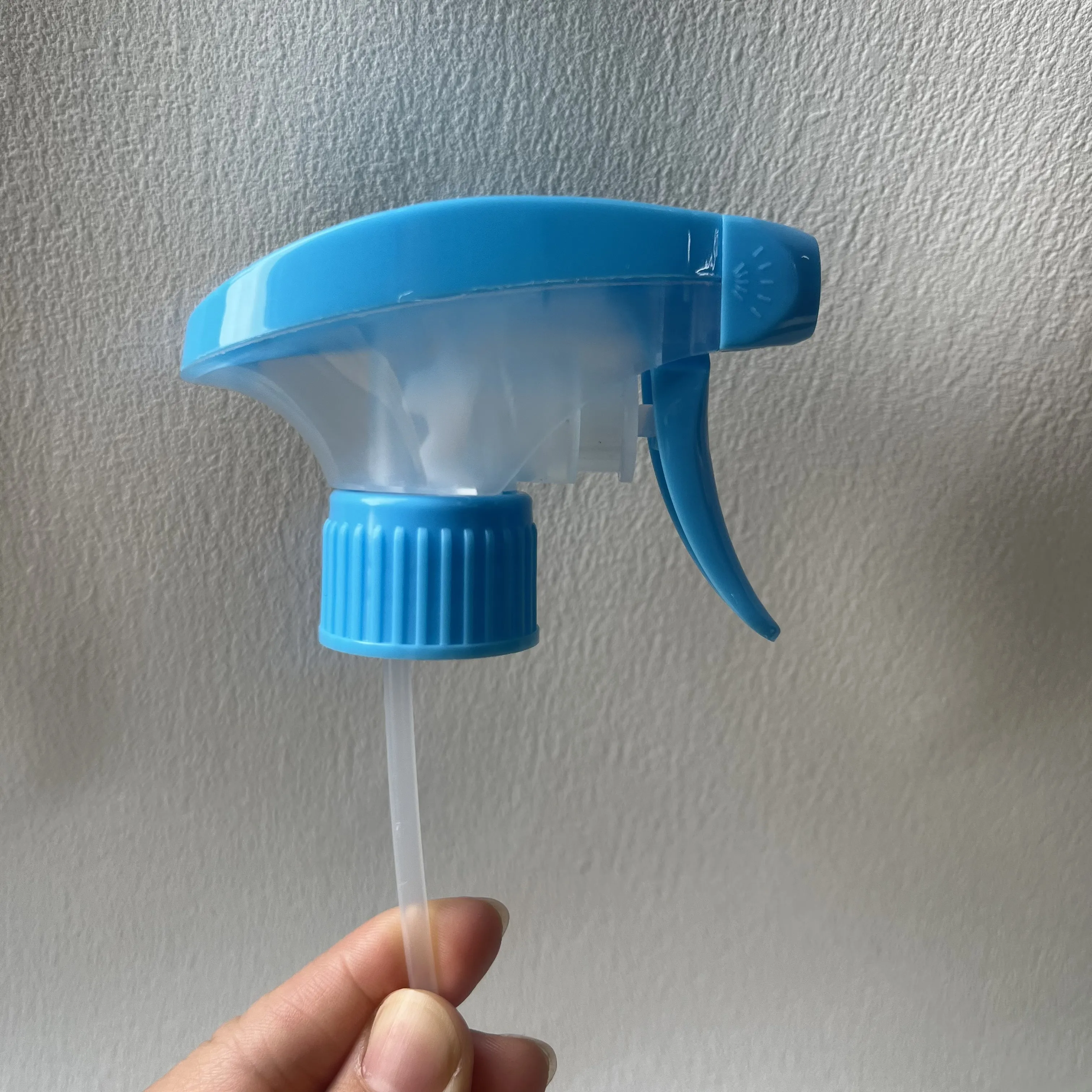 بخاخ زغب منزلي لتنظيف الأماكن يومي من البلاستيك بألوان زرقاء حسب الطلب 28/410