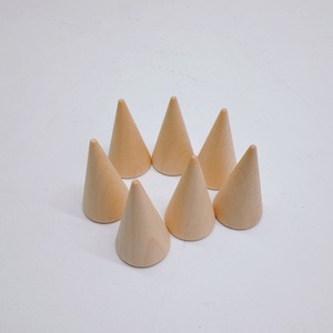 Supports d'exposition coniques inclinés en bois massif, bases, armoires de rangement pour bijoux et sont disponibles en stock - Product Image 4