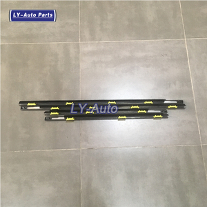 72410-SCA-E01 72410SCAE01 Set di strisce per finestre con guarnizione per finestre modanature per CR-V <span class=keywords><strong>Honda</strong></span> CRV 02-06 - Product Image 3