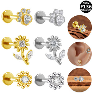 Clous à lèvres en titane en forme de patte de chat avec incrustation de cristaux pour piercing corporel - Product Image 1