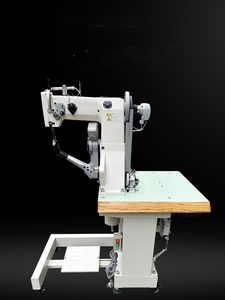 Machine à coudre industrielle à double fil 168 points pour la fabrication de chaussures, idéale pour les côtés des semelles - Product Image 2