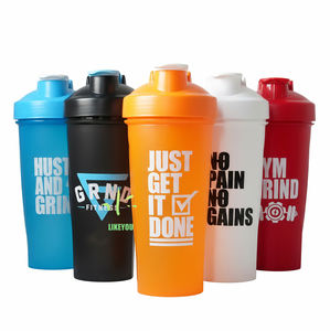 Nouveau Style Logo Personnalisé Fitness En Plastique Gym Bouteilles D'eau Potable Shaker Bouteille Tasse Protéine Shaker Bouteille pour Le <span class=keywords><strong>Sport</strong></span> - Product Image 2