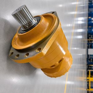 Moteur hydraulique MS11-01-111-T12 pour rouleau compresseur et équipement de voirie - Product Image 4