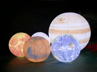 Globe Lumineux LED Planète Lune Terre Ballon Gonflable en PVC Bâche PVC Certifié CE/TUV Taille et Couleur Personnalisables pour