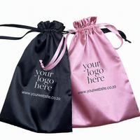 Pochette cadeau en satin avec cordon de serrage et logo personnalisé pour bijoux, emballage cosmétique avec ruban, vente en gros